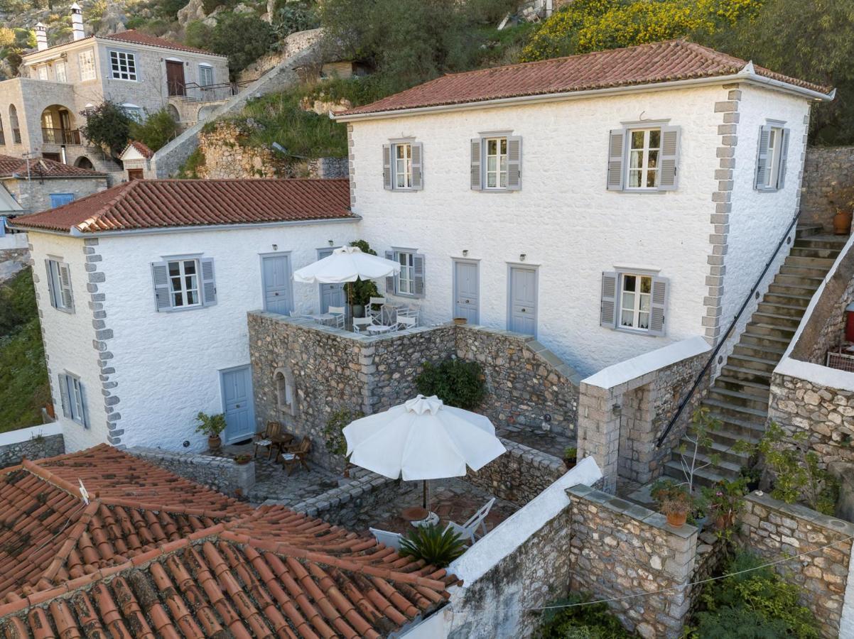 Nereids Guesthouse Хидра Екстериор снимка