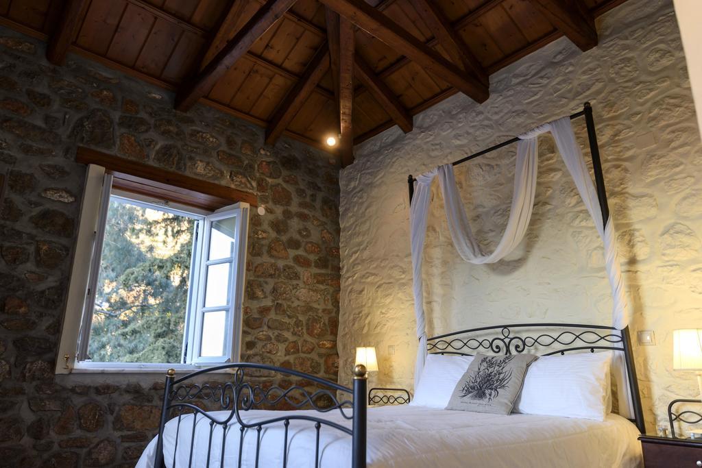 Nereids Guesthouse Хидра Екстериор снимка