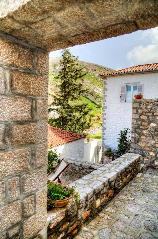 Nereids Guesthouse Хидра Екстериор снимка